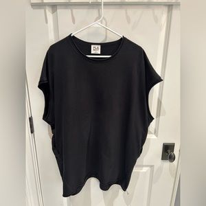 Planet by Lauren G Black Sleeveless Top Made in USA one size fits most